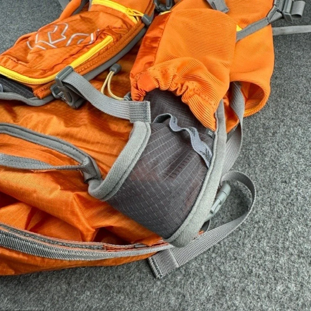 Ultimate Direction Fastpack 15 Autumn Orange Running Vest Backpack S/M 80457117